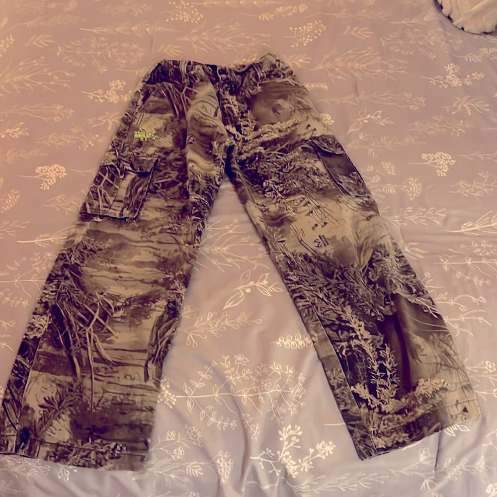 Youth Realtree Camo cargo Pants SZ 10/12